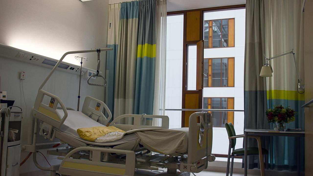 Nicht schön, aber manchmal nötig - das lokale Krankenhaus